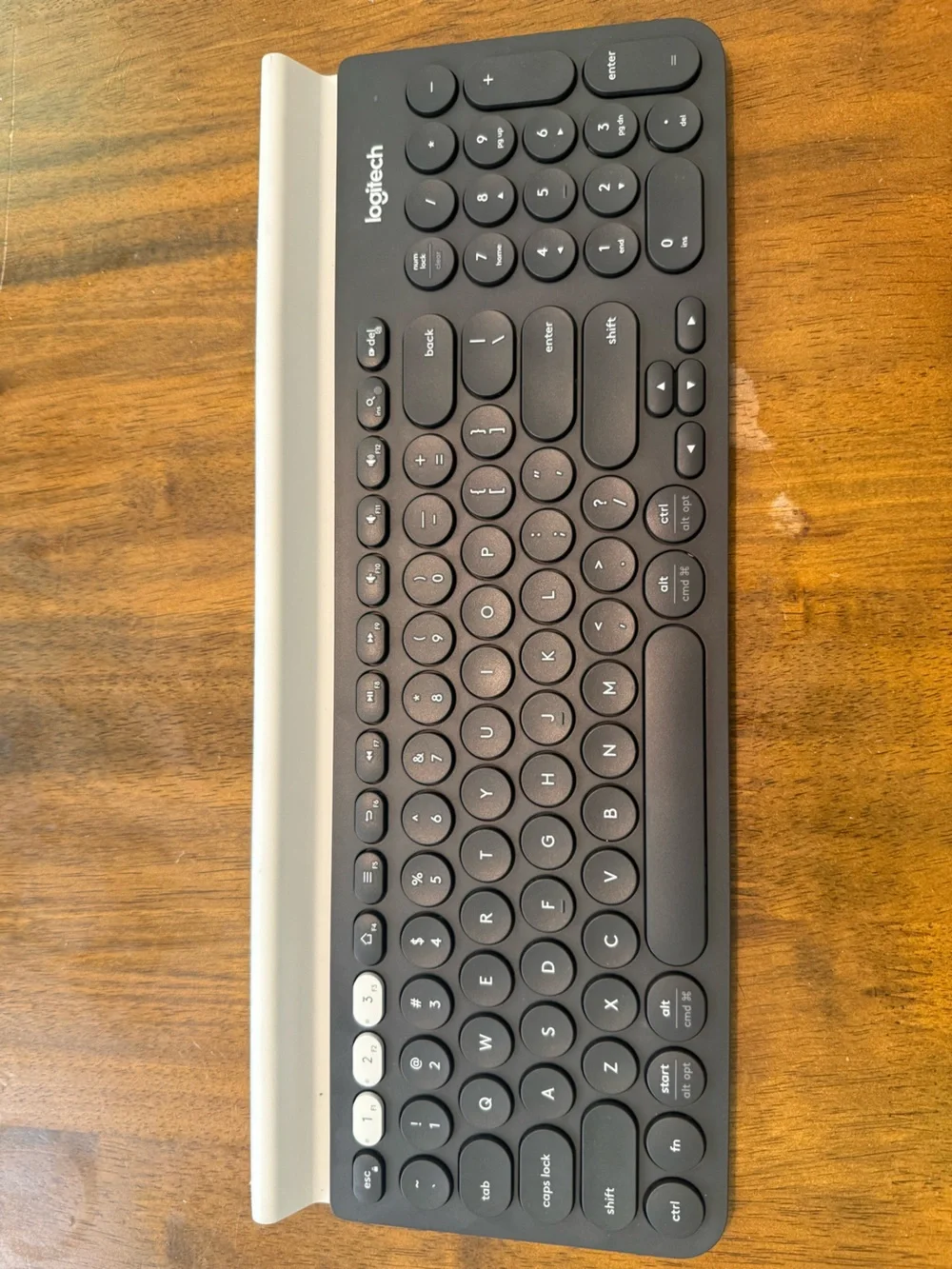 Logitech K780 Multi-Device Wireless Keyboard for Computer, Phone and Tablet